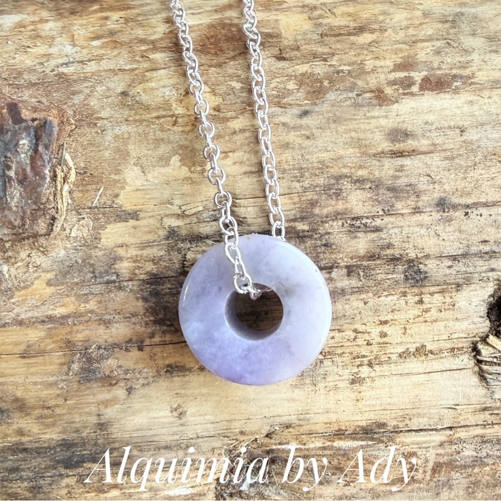Alquimia Lavender Circle Necklace lepidolite